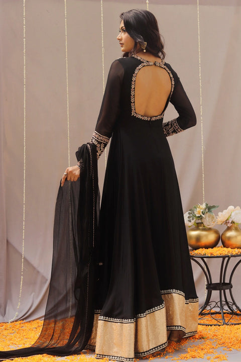 Golden Elegance